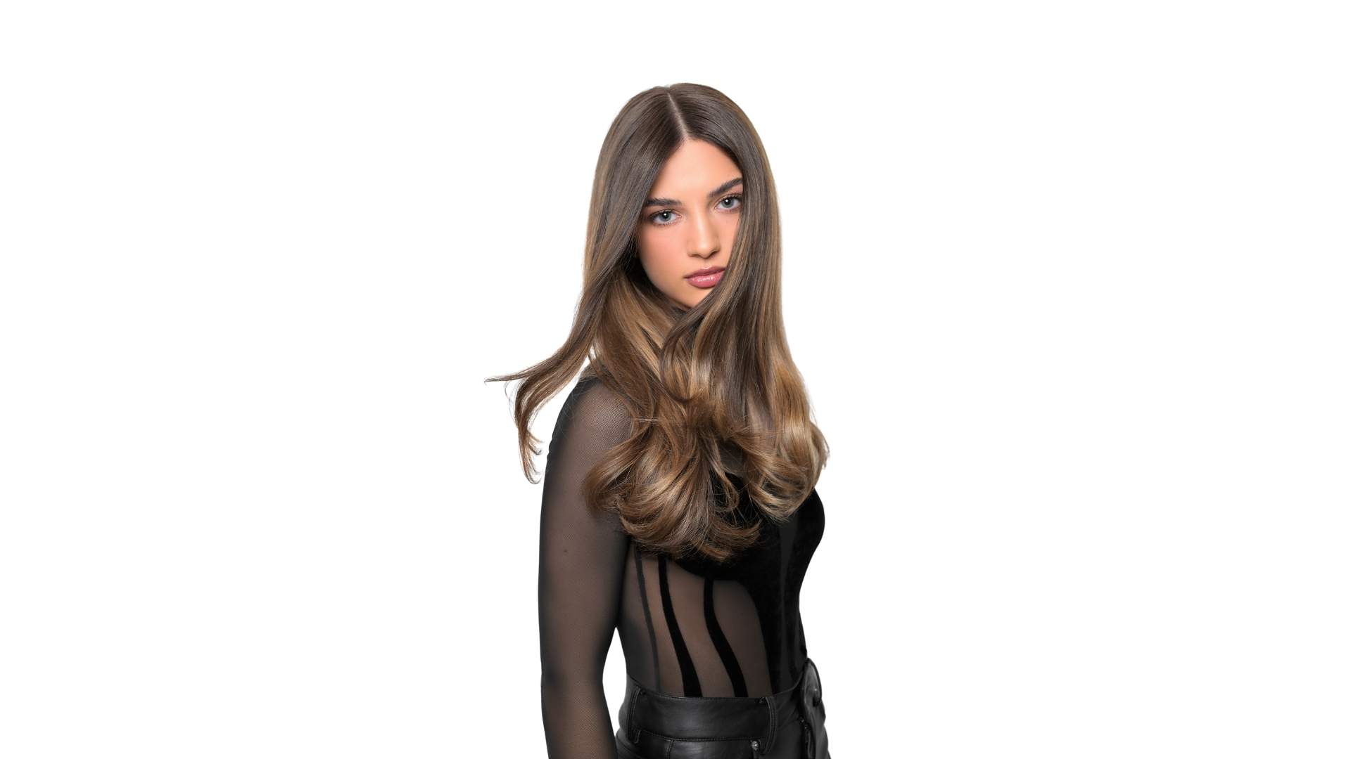 Mocha Mousse : Το χρώμα της χρόνιας έρχεται από τη L’Oréal Professionnel για να εκπληρώσει την επιθυμία κάθε γυναίκας!