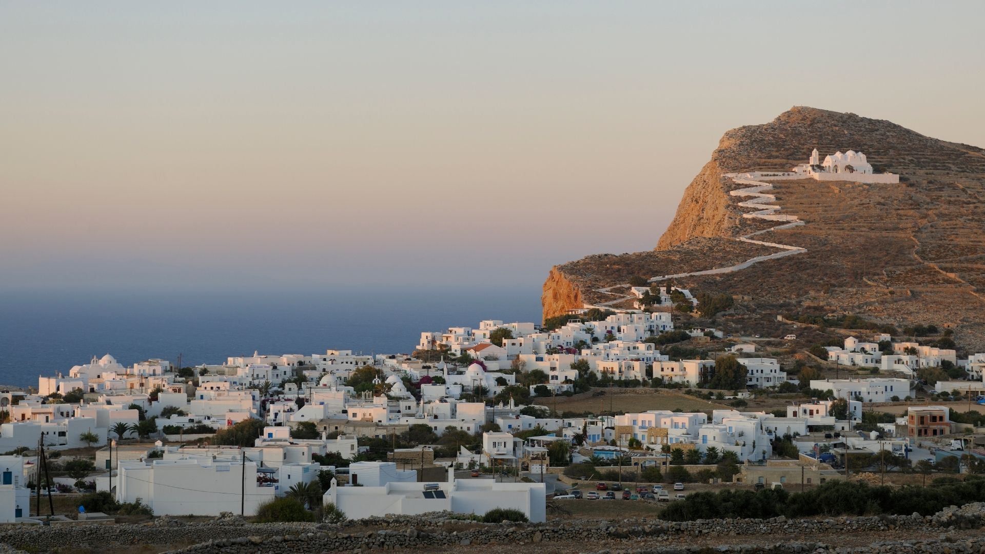 Μια βόλτα ως την Φολέγανδρο