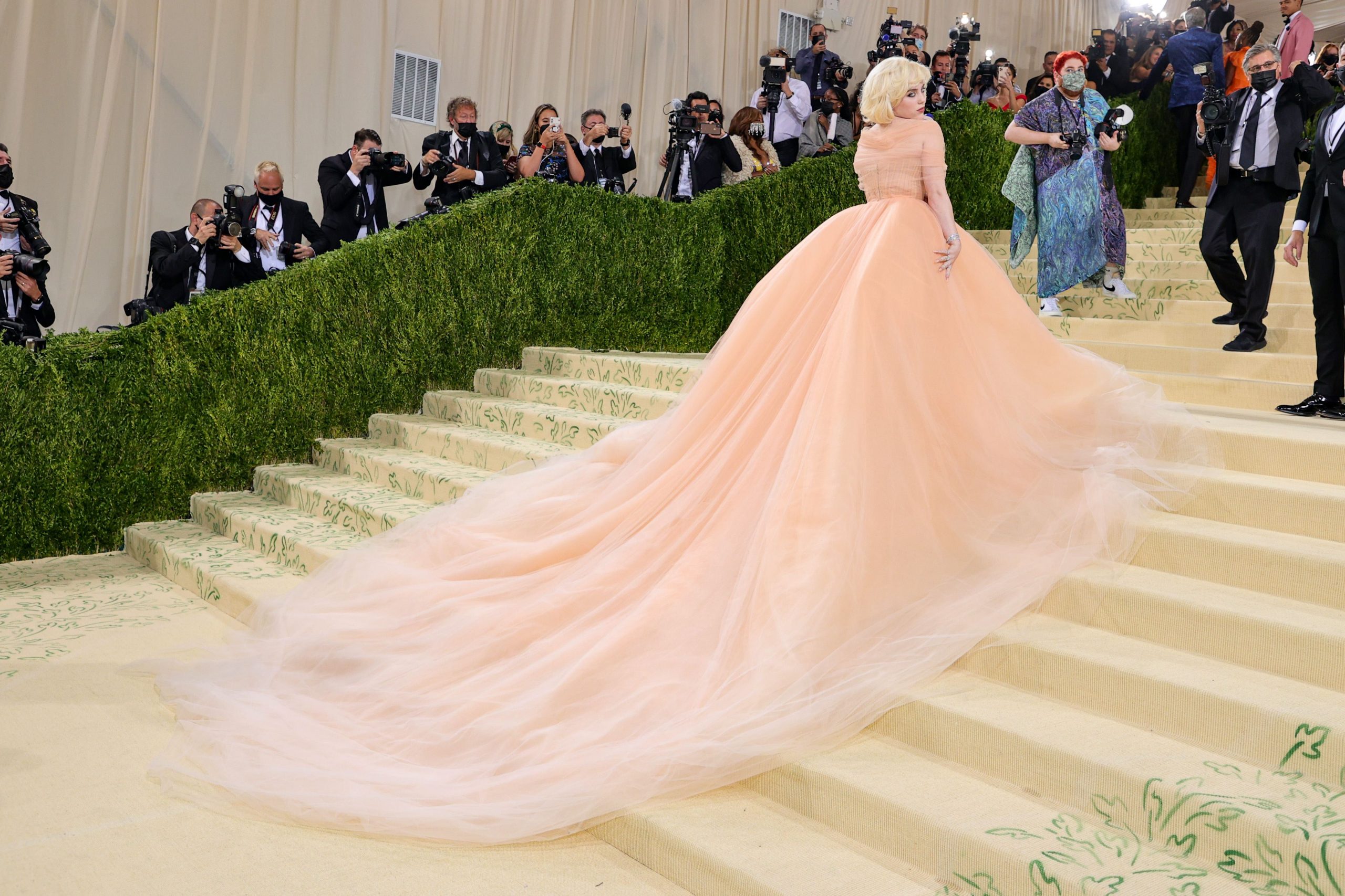 Billie Eilish: Παραμυθένια εμφάνιση στο Met Gala