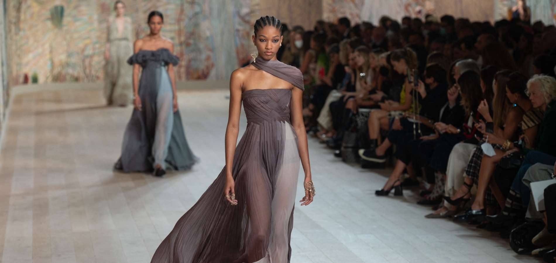 The three most beautiful dresses from Paris High Fashion Week