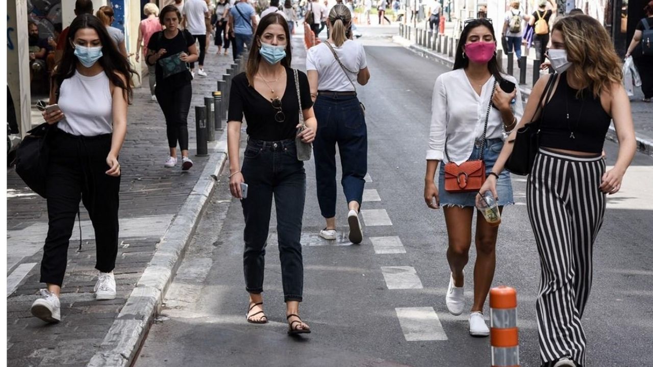 Ανοίγει το λιανεμπόριο. Σαβ/Κύριακα επιτρέπονται οι εκτός δήμου μετακινήσεις!