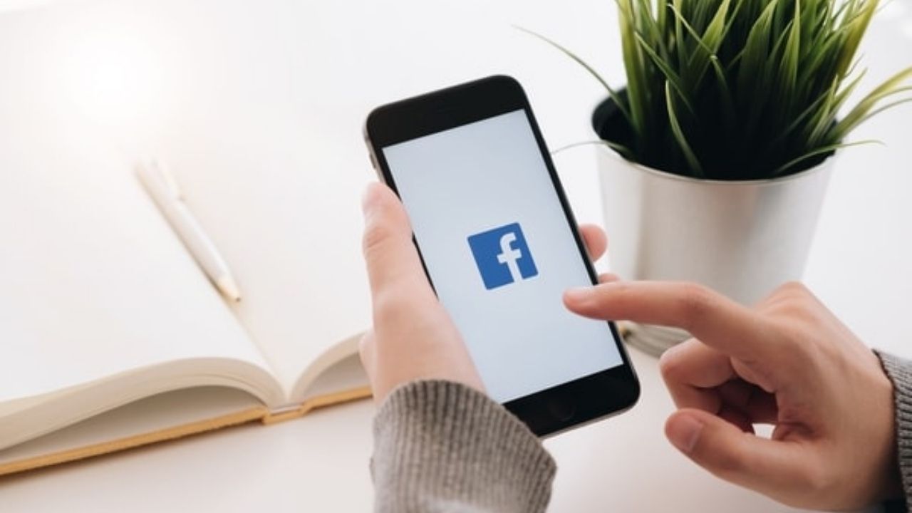 Κέρδισε πελάτες, μέσω του facebook !!