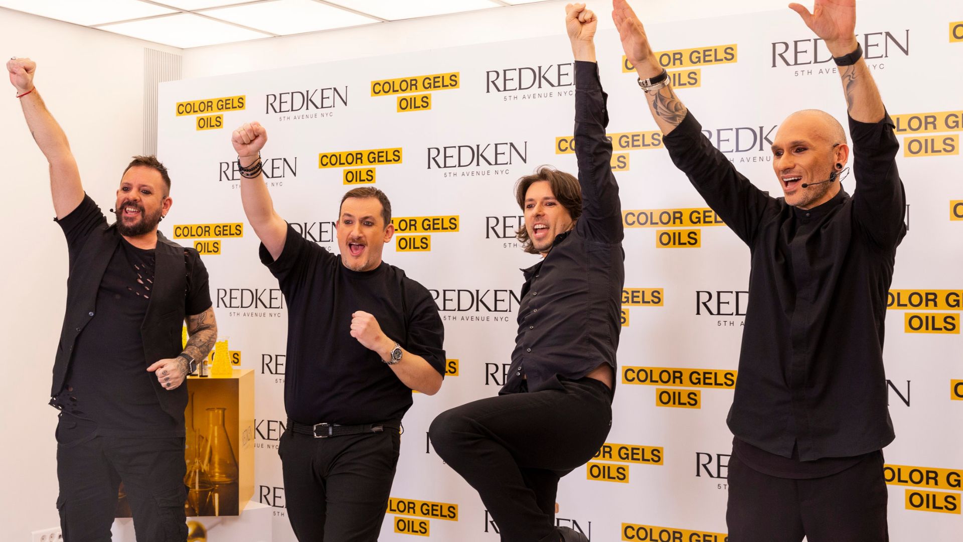 The new Color Gels Oils presented by Redken