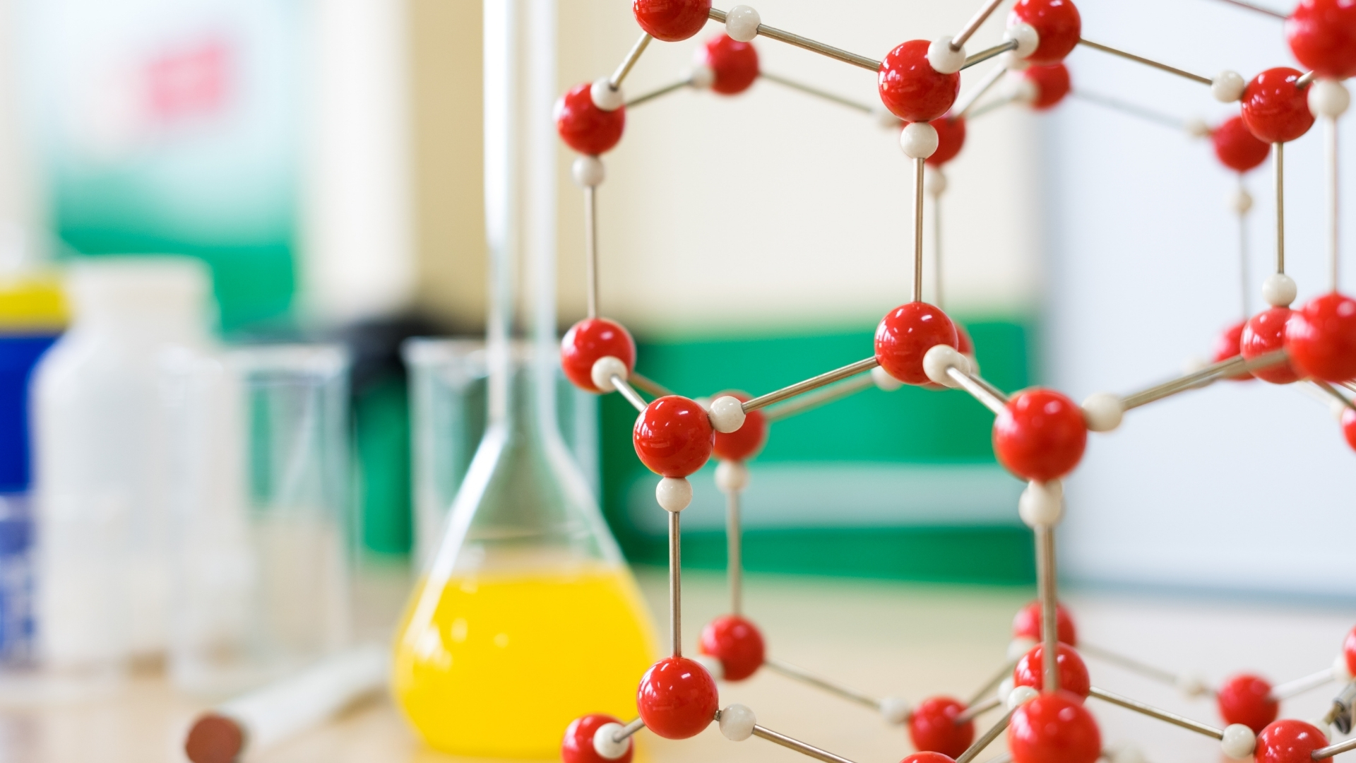 The wonders of chemistry in your hair