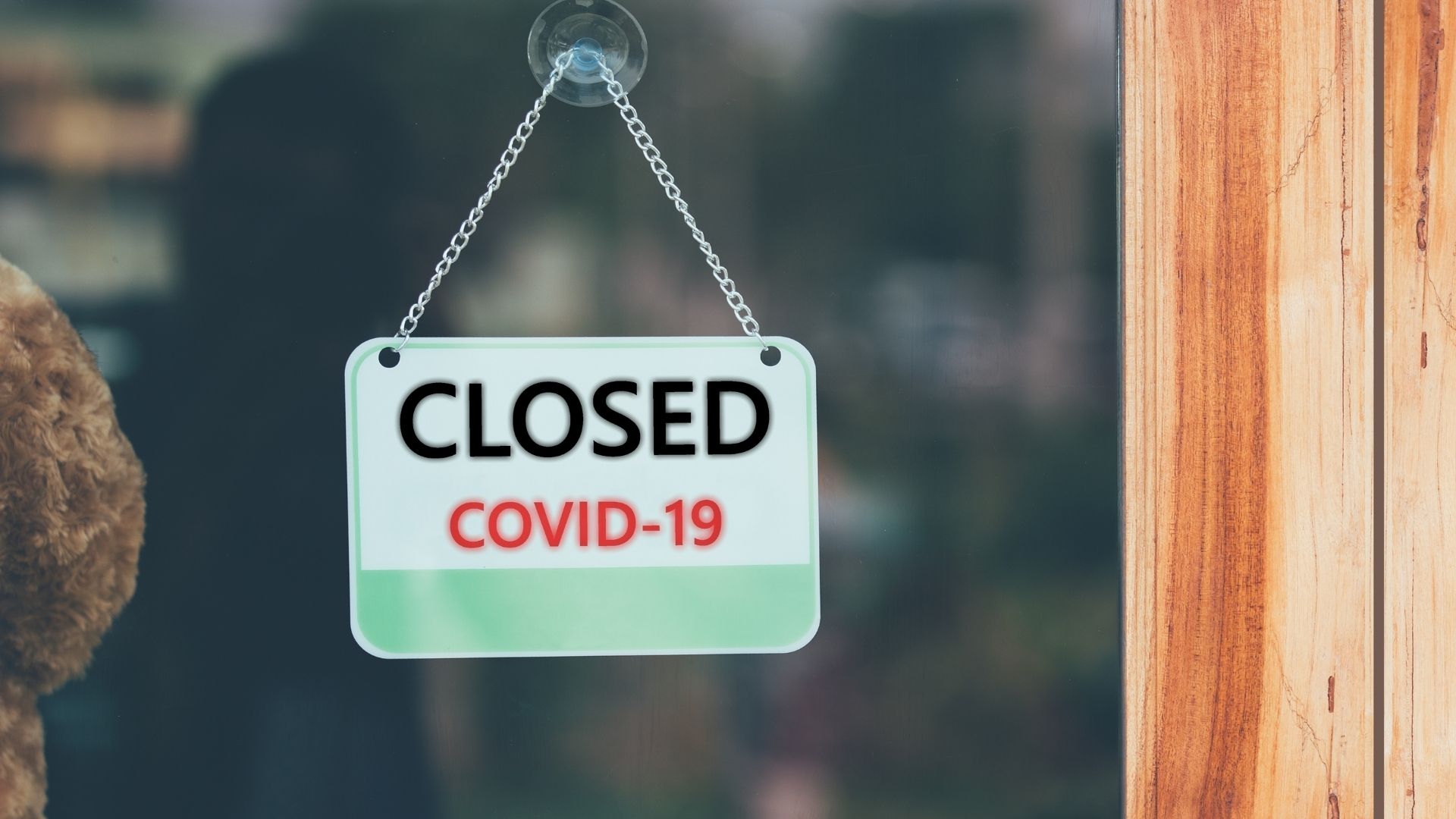 COVID-19 Στα ύψη τα κρούσματα - Σκληραίνουν τα μέτρα