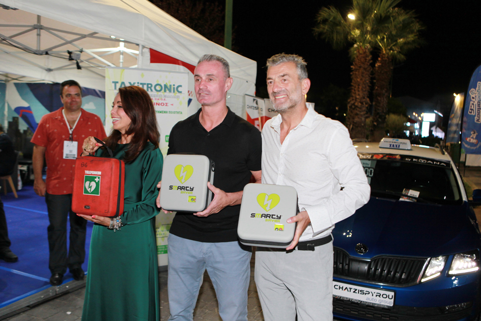 KYANA donates to TAXIWAY 3 defibrillators