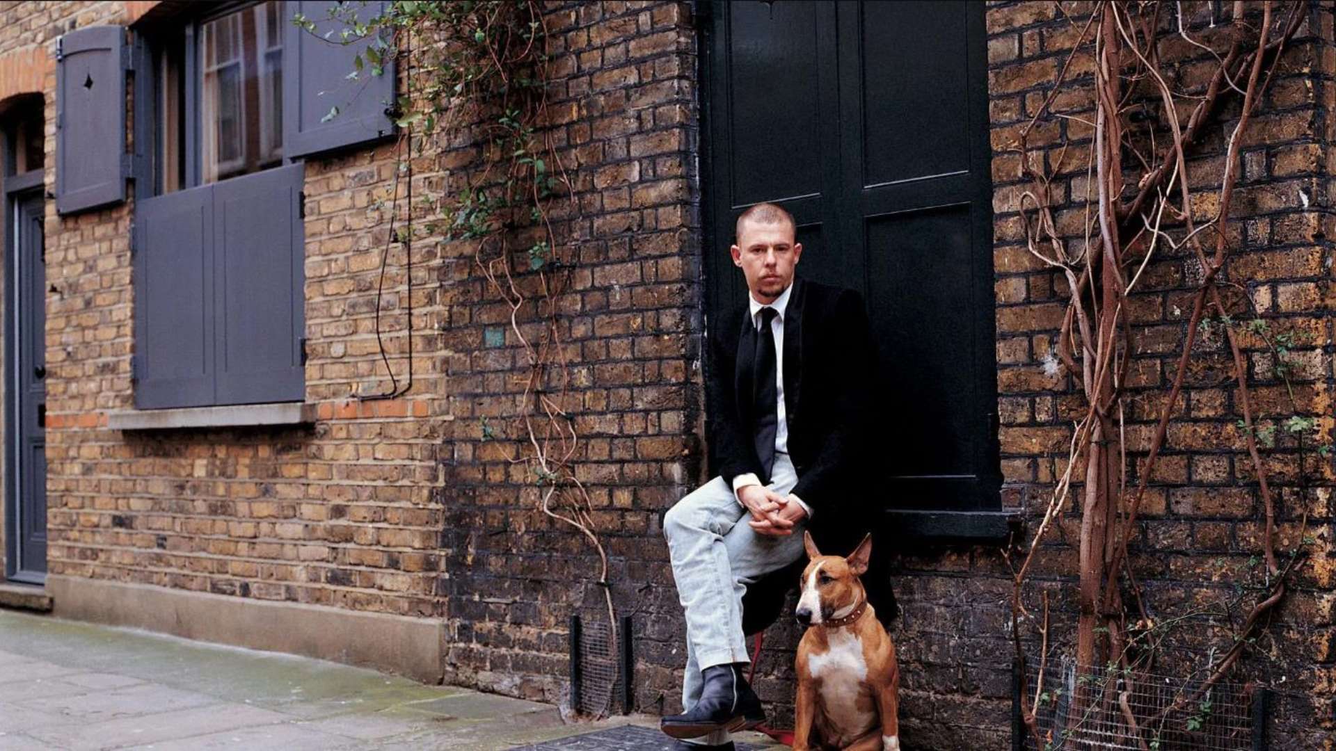 5 δημιουργίες του Alexander McQueen, που έγραψαν ιστορία!