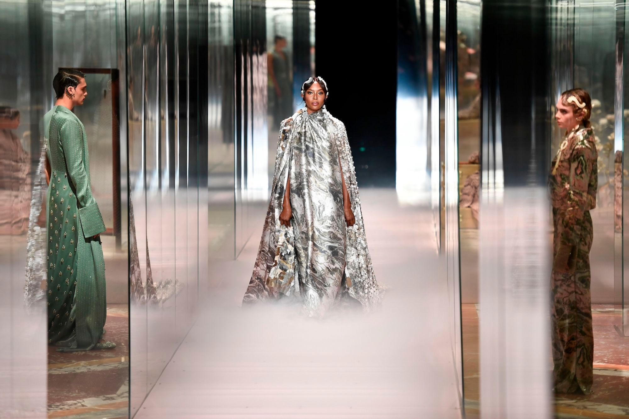 Kate Moss και Naomi Campbell ξανά στην πασαρέλα για τον οίκο Fendi