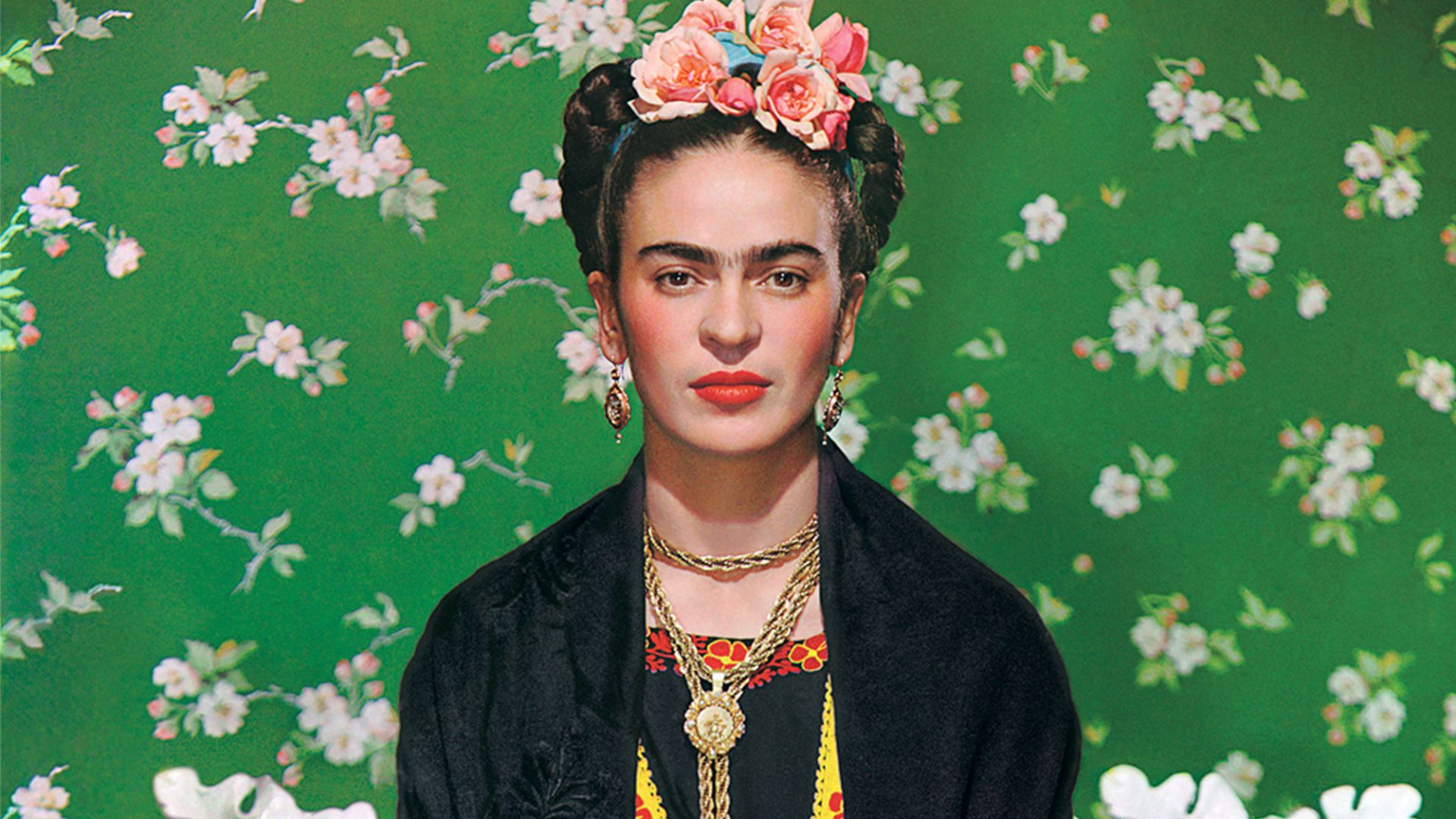 5 women with signature hairstyles that made history
