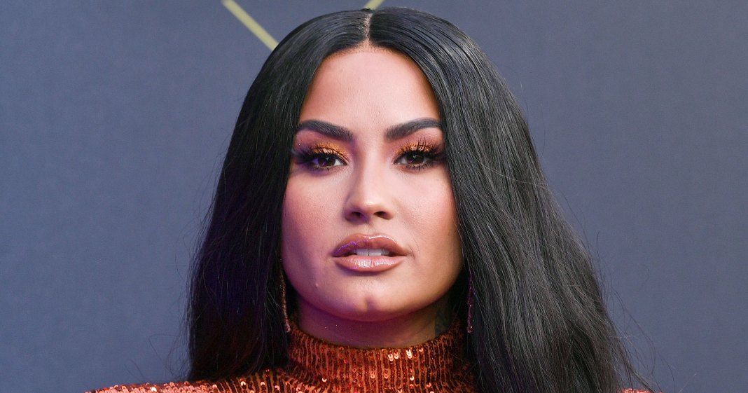 Demi Lovato did the ultimate spring manicure